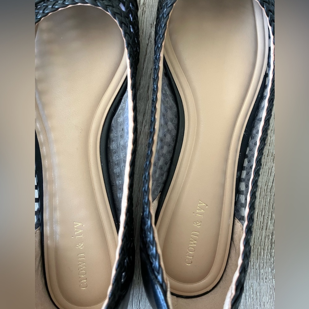 Crown & Ivy Black Woven Flats Size 9 - Picture 4 of 5